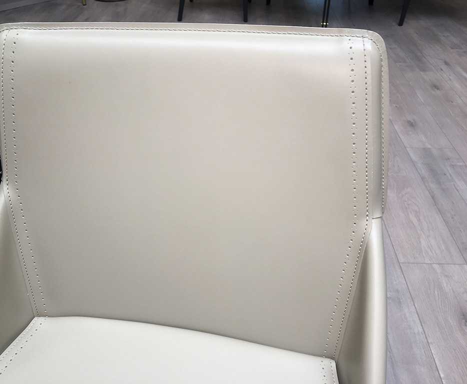 SEDIA CON GAMBE IN METALLO - SALLY
