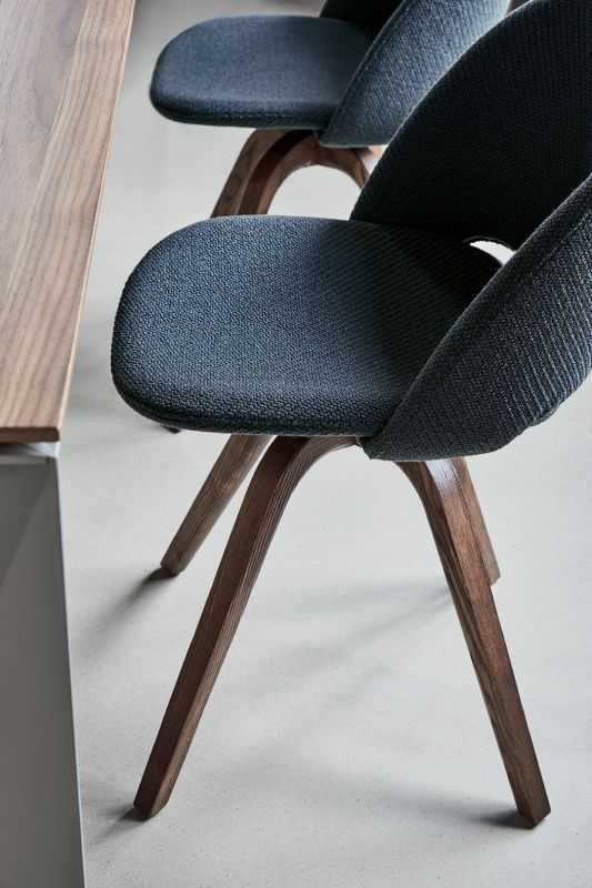 SEDIA IMBOTTITA IN LEGNO - POLO